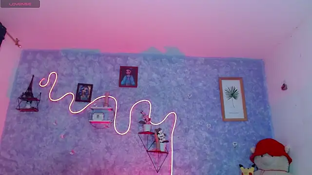 Everlin  Hot  online show from 03/16/26, 05:44