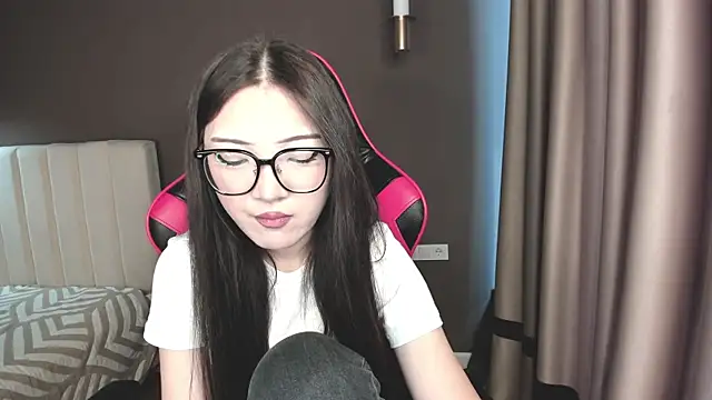 Snapshot of say7maya chatting on 02/08/26, 05:33 say7maya online show from 02/08/26, 05:33