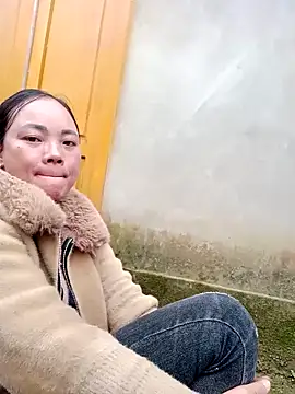 Snapshot of neyney110 chatting on 02/04/26, 08:42 neyney110 online show from 02/04/26, 08:42