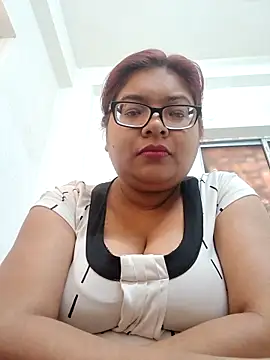 Elie Hallway online show from 02/03/26, 05:38