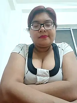 Elie Hallway online show from 02/12/26, 06:47