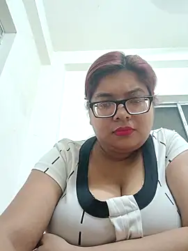 Elie Hallway online show from 02/26/26, 05:56