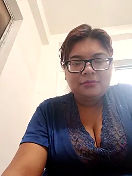 Elie Hallway online show from 04/09/26, 02:55