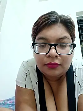 Snapshot of Elie_Hallway chatting on 05/20/26, 07:09 Elie Hallway online show from 05/20/26, 07:09
