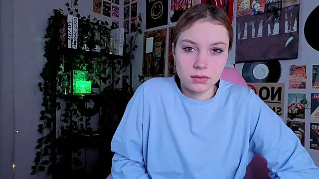 JadwigaTagliavia online show from 02/01/26, 09:41