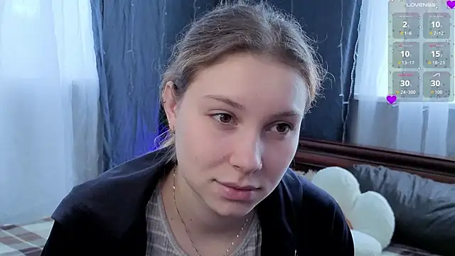 JadwigaTagliavia online show from 04/06/26, 06:47