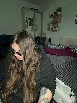 KatyaDARK online show from 04/20/26, 03:59