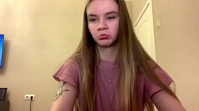 Snapshot of AgnesShy_ chatting on 02/24/26, 07:28 AgnesShy online show from 02/24/26, 07:28