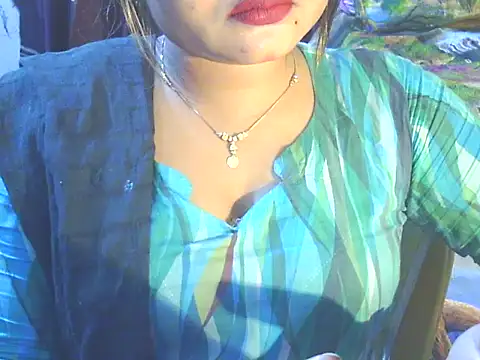 Nusrat Faria online show from 03/08/26, 02:32