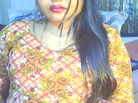 Nusrat Faria online show from 04/10/26, 01:33