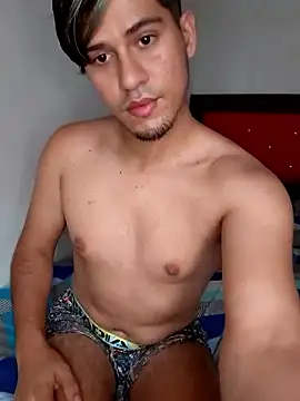 Snapshot of Riquid-sexual chatting on 02/01/26, 02:37 Riquid-sexual online show from 02/01/26, 02:37