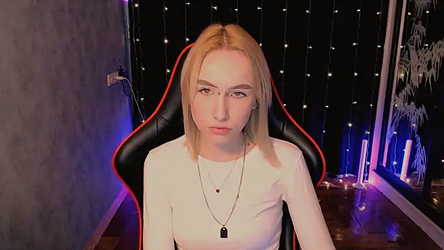 Snapshot of crybambi chatting on 02/19/26, 09:49 crybambi online show from 02/19/26, 09:49