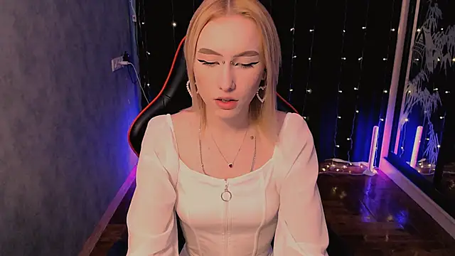 Snapshot of crybambi chatting on 02/20/26, 08:05 crybambi online show from 02/20/26, 08:05