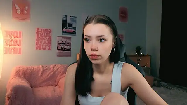 Snapshot of Vexnexe chatting on 02/23/26, 07:22 Vexnexe online show from 02/23/26, 07:22