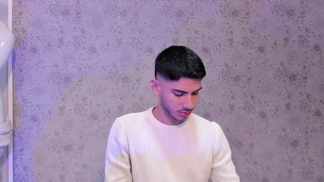 Apolo Gray online show from 02/06/26, 06:40