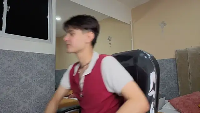 Snapshot of Derek_Sinn chatting on 02/09/26, 08:35 Derek Sinn online show from 02/09/26, 08:35