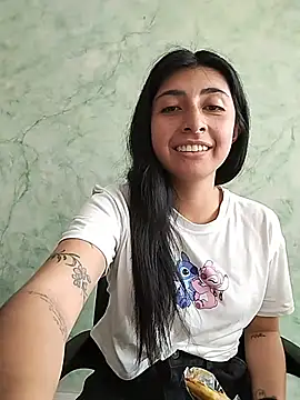 EmmaWilliamss4 online show from 02/17/26, 02:57