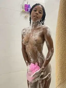 LIA PARKERR online show from 04/09/26, 11:54