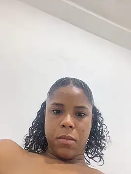 LIA PARKERR online show from 04/25/26, 04:04