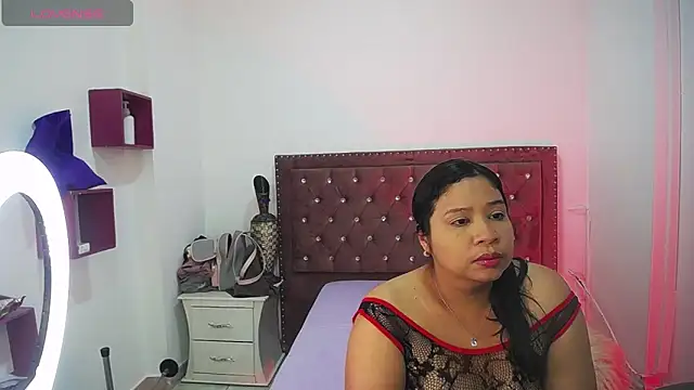 miafuegolatino online show from 04/15/26, 03:13