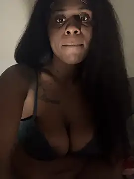 Snapshot of juicyexotic chatting on 02/09/26, 02:43 juicyexotic online show from 02/09/26, 02:43