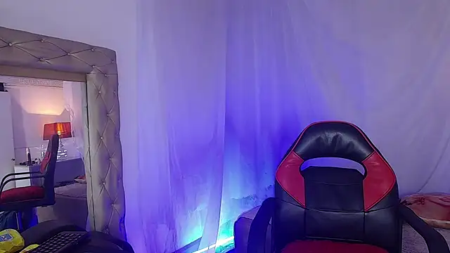 laurasofia45 online show from 04/11/26, 05:34