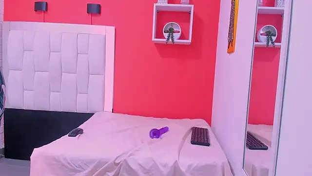 Roxy sexy69  online show from 02/20/26, 06:26