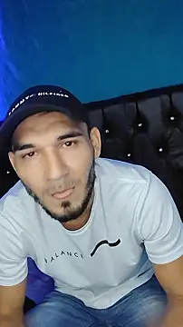 Snapshot of junior_men22 chatting on 02/02/26, 01:10 junior men22 online show from 02/02/26, 01:10