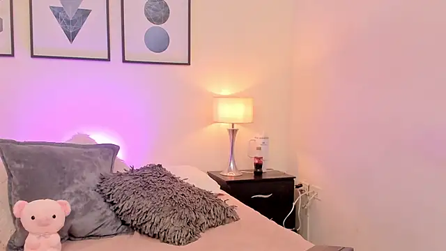 Arivega online show from 02/18/26, 06:09