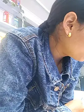 Tatianna Loove  online show from 02/15/26, 03:20