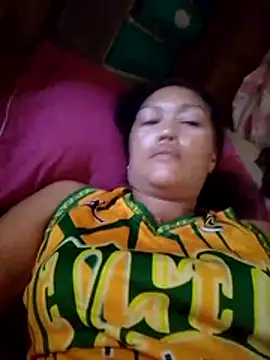 sexymom siovie online show from 05/05/26, 07:05