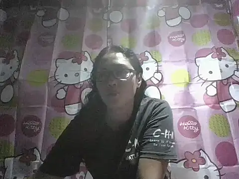 Snapshot of sexymom_siovie chatting on 05/21/26, 09:27 sexymom siovie online show from 05/21/26, 09:27