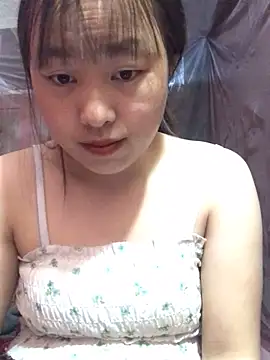 Snapshot of honeyyy110 chatting on 03/02/26, 02:25 honeyyy110 online show from 03/02/26, 02:25