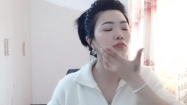 Snapshot of Nikishine chatting on 02/16/26, 07:04 Nikishine online show from 02/16/26, 07:04