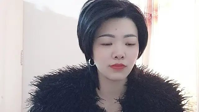 Snapshot of Nikishine chatting on 02/17/26, 07:27 Nikishine online show from 02/17/26, 07:27