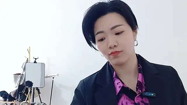 Snapshot of Nikishine chatting on 02/25/26, 02:32 Nikishine online show from 02/25/26, 02:32