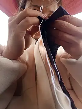 Snapshot of sushi-asa chatting on 02/19/26, 07:04 sushi-asa online show from 02/19/26, 07:04