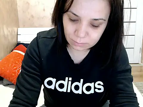 LorraGrey online show from 02/06/26, 06:18