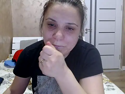 LorraGrey online show from 04/01/26, 07:33