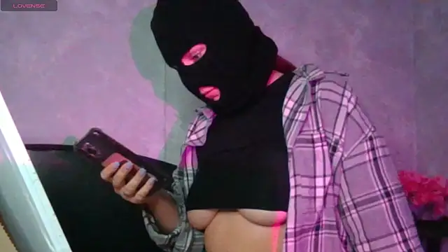 YenMoore online show from 02/05/26, 08:19