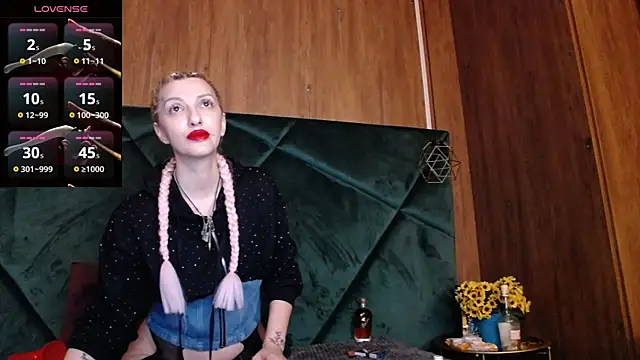 LannaQuinn online show from 04/03/26, 02:42