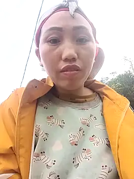 Snapshot of hot-luna- chatting on 02/07/26, 08:29 hot-luna- online show from 02/07/26, 08:29