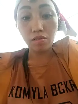 Snapshot of hot-luna- chatting on 02/10/26, 09:13 hot-luna- online show from 02/10/26, 09:13