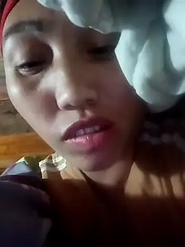 Snapshot of hot-luna- chatting on 02/14/26, 12:35 hot-luna- online show from 02/14/26, 12:35