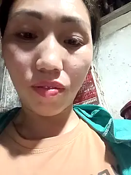 Snapshot of hot-luna- chatting on 02/28/26, 12:39 hot-luna- online show from 02/28/26, 12:39