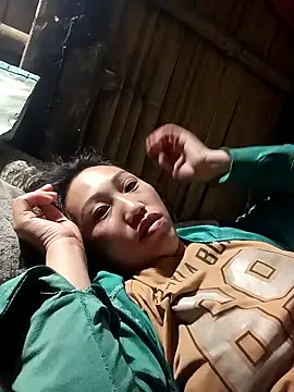 hot-luna- online show from 03/19/26, 08:02