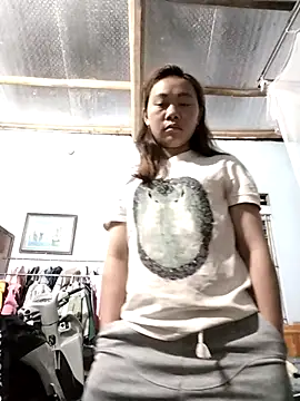 Snapshot of Bella-222 chatting on 02/13/26, 08:38 Bella-222 online show from 02/13/26, 08:38