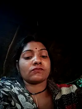 Snapshot of Hotty_raghni chatting on 02/14/26, 01:35 Hotty raghni online show from 02/14/26, 01:35