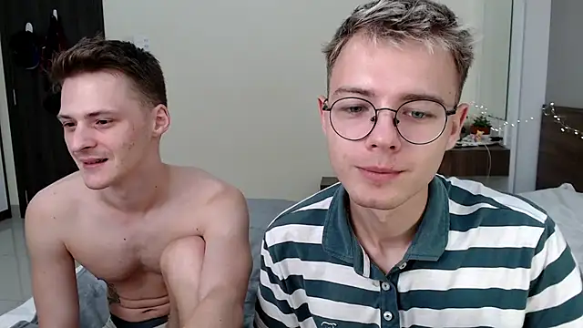 NikiKerryCum online show from 03/19/26, 11:03