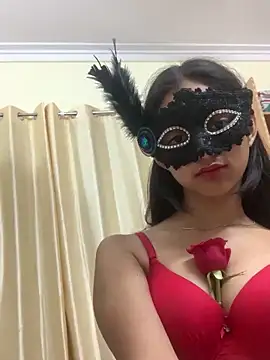 HEENA-STRIP online show from 02/15/26, 06:43